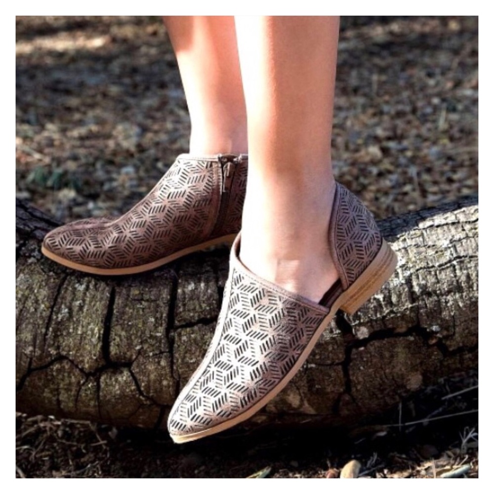 ✨Vegan Leather Perforated Slip On Booties - Picture 2 of 7